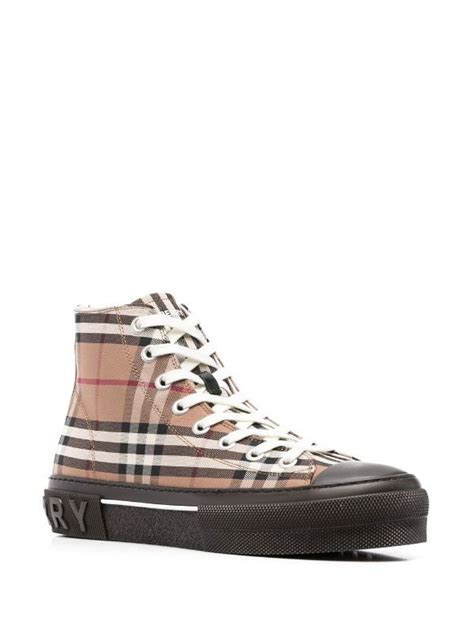 Iconic Collaboration: Burberry Chuck Taylor Sneakers